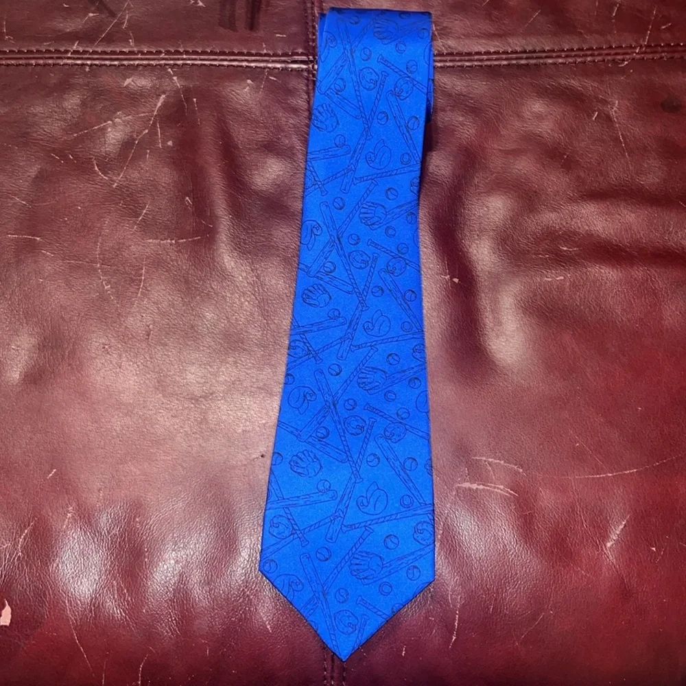 Perry Ellis Tie 100% Silk Boys Baseball‎ Sports 50” Blue